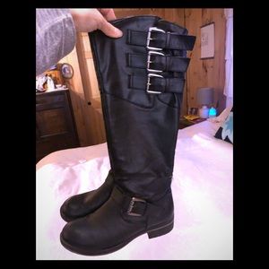 Madden Girl Black knee high boots sz 7